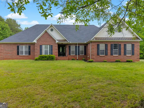 143 Pace Rd, Toccoa, GA 30577