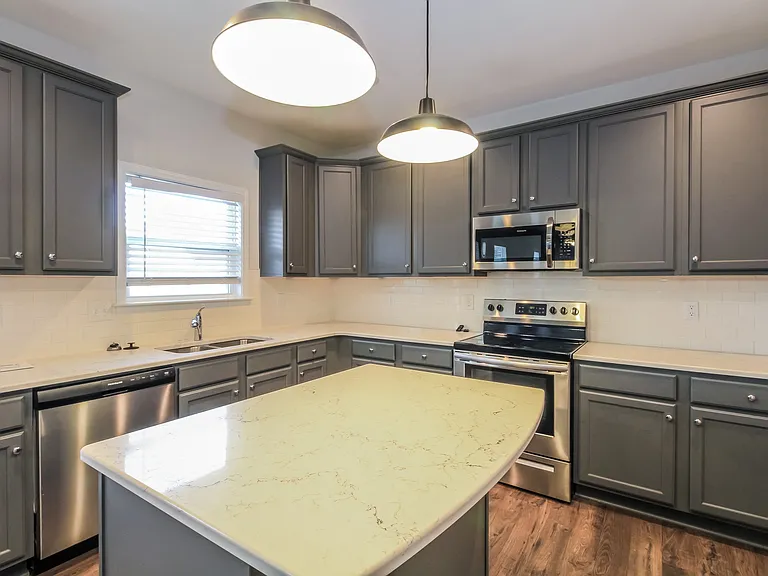 7881 Waterwillow Dr — Photo 5
