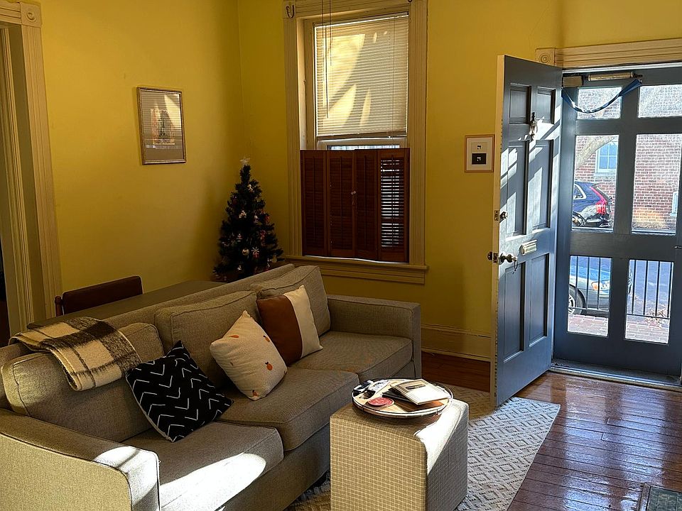 additional living room picture