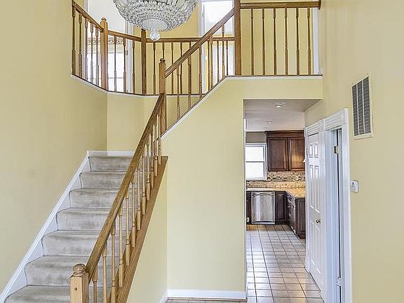 3rd image of 5201 Nanticoke Ct
