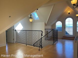 1524 14th Ave S APT A, Seattle, WA 98144