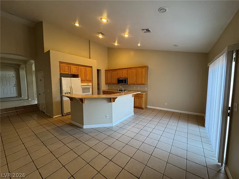 2294 Tedesca Dr — Photo 6