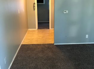 318 18th St NE APT 6, Cedar Rapids, IA 52402