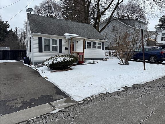 2nd image of 6 Paynter Ave