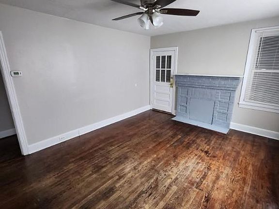 3rd image of 2309 Westview Dr