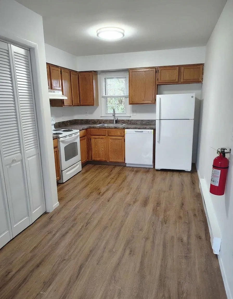 2 bed, $2,295 — Photo 2