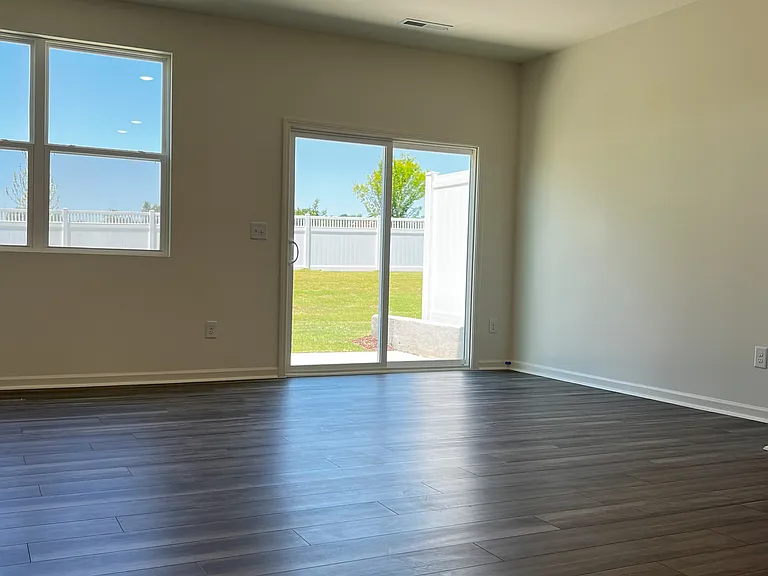 136 S Chubb Rdg — Photo 10