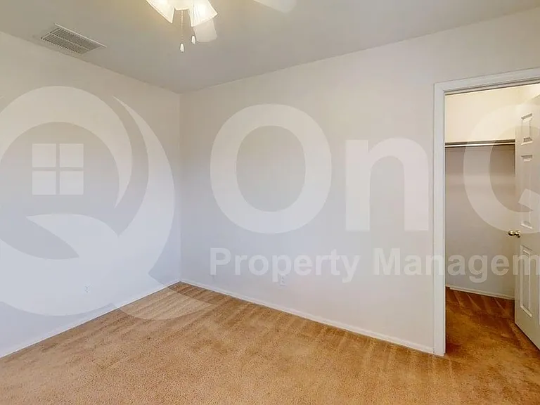 22249 E Calle De Flores — Photo 18