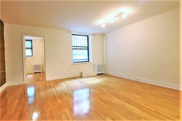 Rented by JK Dansar Corp | media 29