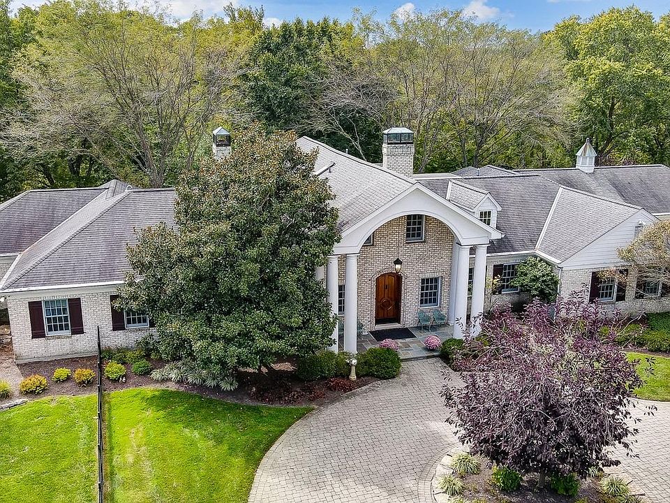 5905 Drake Rd, Cincinnati, OH 45243 Zillow