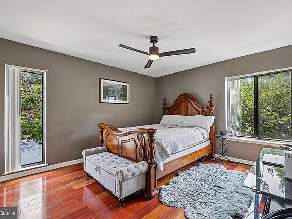 4th image of 10594 Twin Rivers Rd Unit D-2