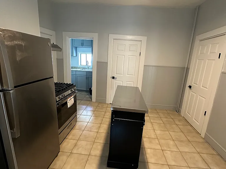 32 Summer St #1 — Photo 5