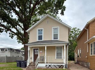 813 Cherry St, Oshkosh, WI 54901