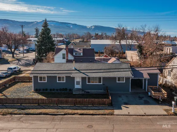 130 E North 2nd St, Grangeville, ID 83530