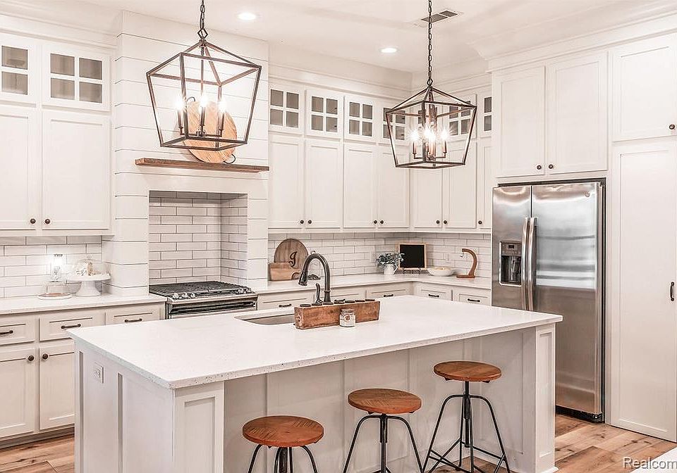 5000 Pingree Rd, Howell, MI 48843 MLS 20221037901 Zillow