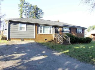 242 Floyd Rd, Spartanburg, SC 29303