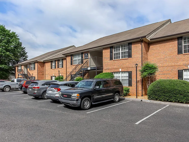 Bluff View at Northside Apartments — Photo 29