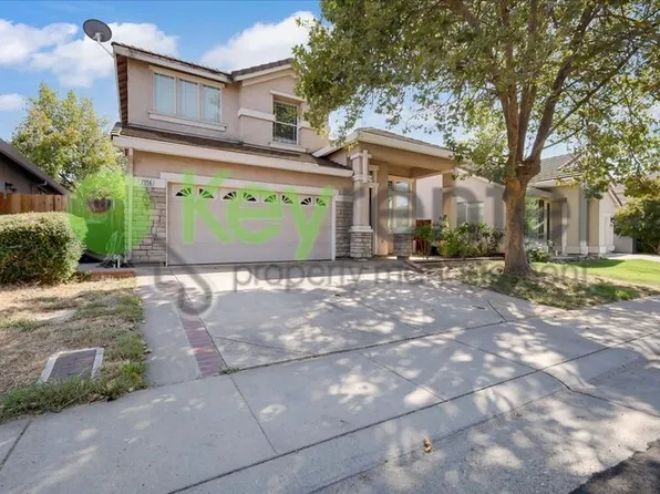 7956 Robinson Dr, Roseville, CA 95747