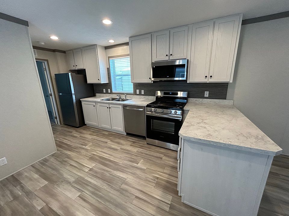 1st image of 753 Virginia #753