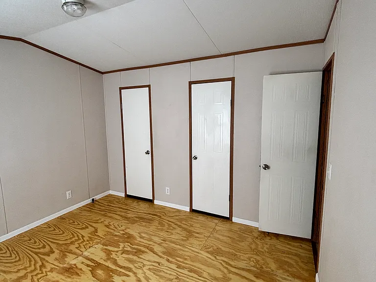 110 Leblanc St — Photo 4