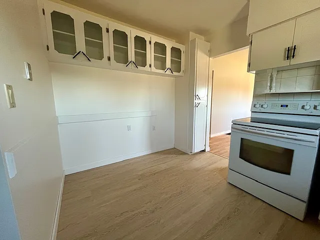 117 1st St SE — Photo 5