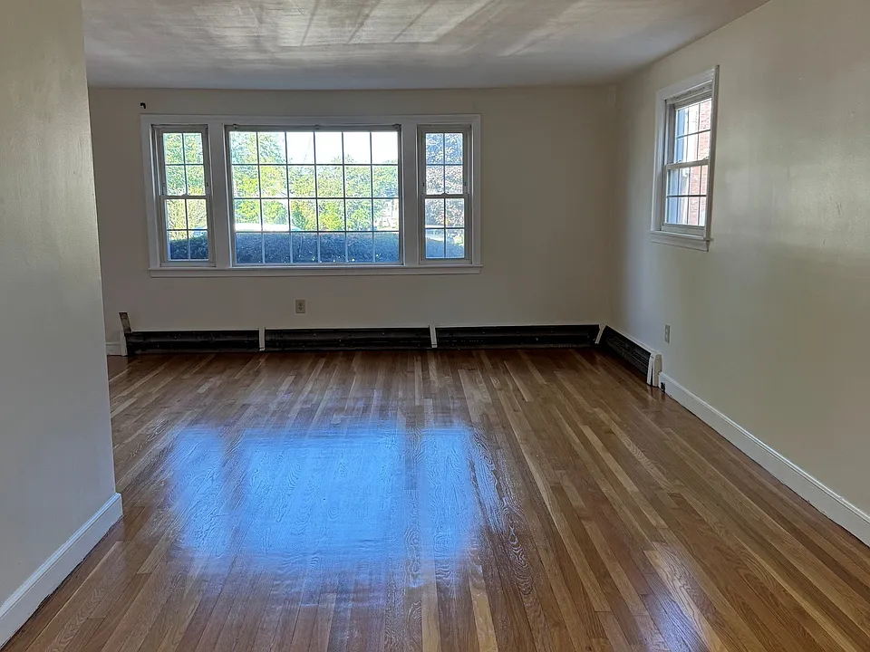 103 Jensen Rd