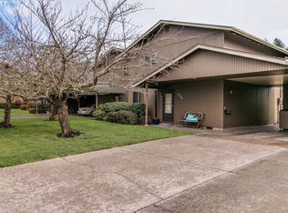 2276 Ridgeway Dr, Eugene, OR 97401