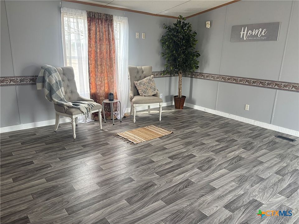 1st image of 160 Kickapoo Trl
