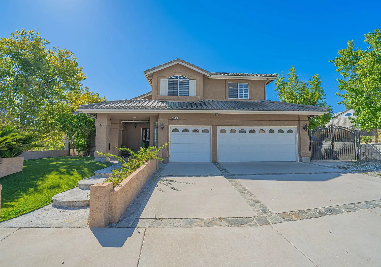 Stunning 5-Bedroom Pool Home with RV Parking and Solar in Canyon Country! — Photo 1