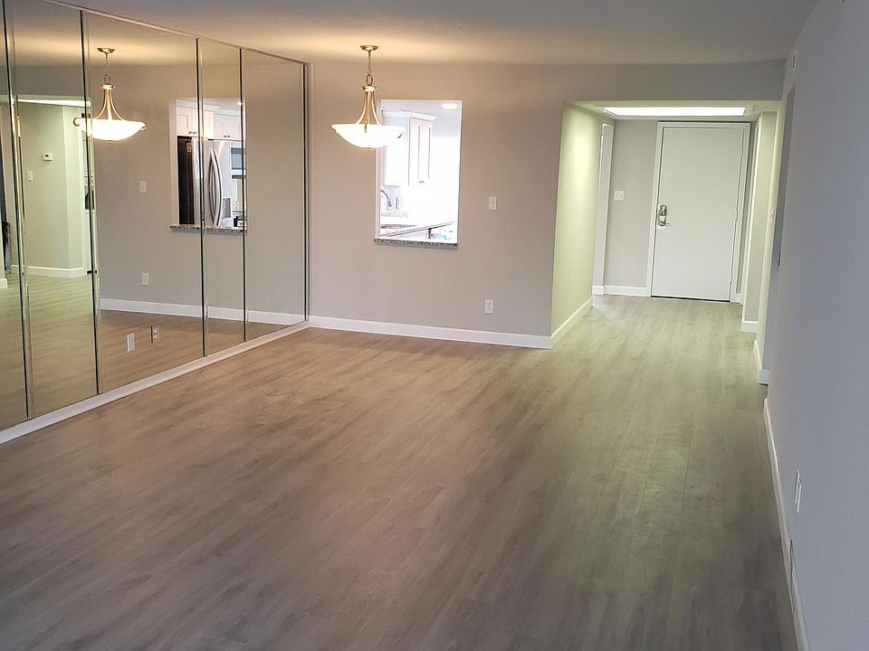 1st image of 6 Costa Del Sol Dr Unit 211