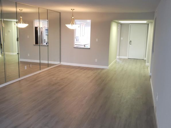 6 Costa Del Sol Dr Unit 211