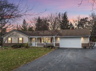 480 Kathleen St, Gilberts, IL 60136