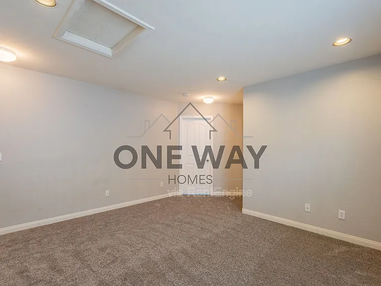 1057 S Deerfield Ln — Photo 27