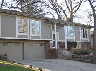 12730 Forestdale Dr, Bellevue, NE 68123