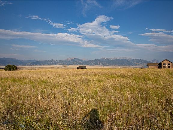3rd image of 64 Pronghorn Mdws