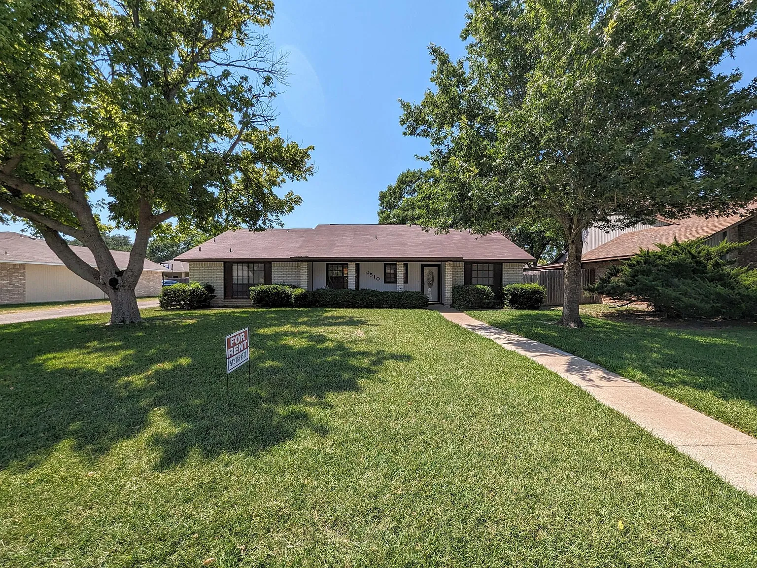 3 bed, 1504 sqft, $1,700 — Photo 1