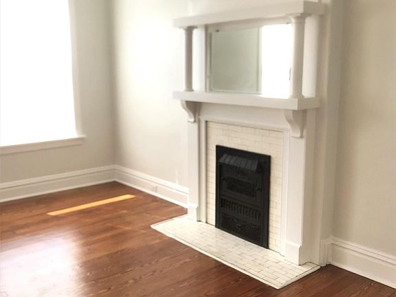 4th image of 3007 Sidney St Floor 2