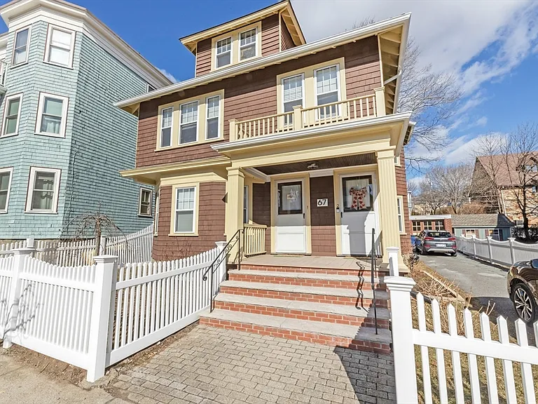 67 Robert St #1 — Photo 1