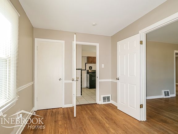 3rd image of 9218 Tutwiler Ave