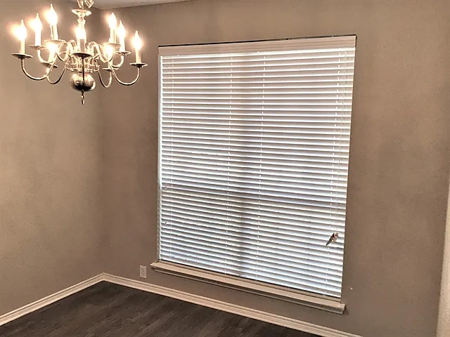 304 Double Oak Ln — Photo 5
