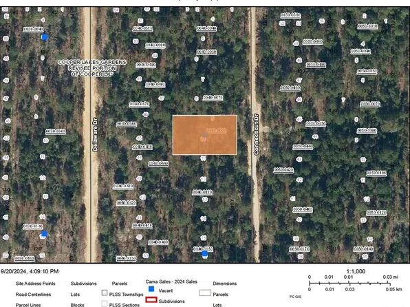 233 Connecticut Dr #9, Hawthorne, FL 32640