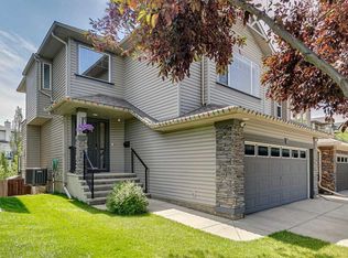 36 N Cranwell Grn SE, Calgary, AB T3M0B2