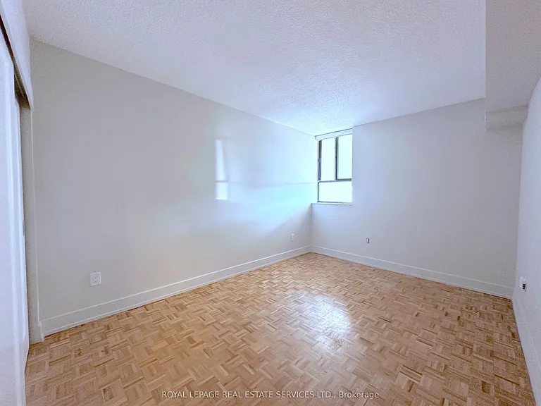 190 Clark Blvd #103 — Photo 12