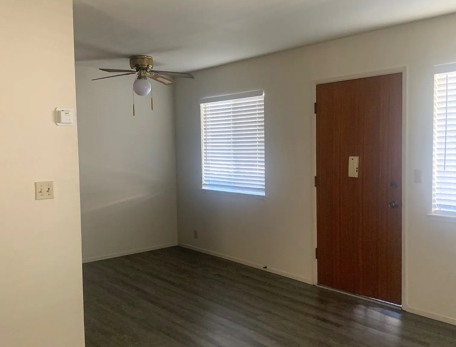 385 Curtner Ave — Photo 3