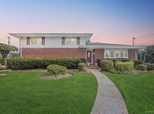 338 Stewart Ave, Bethpage, NY 11714