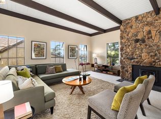 6909 Exeter Dr, Oakland, CA 94611