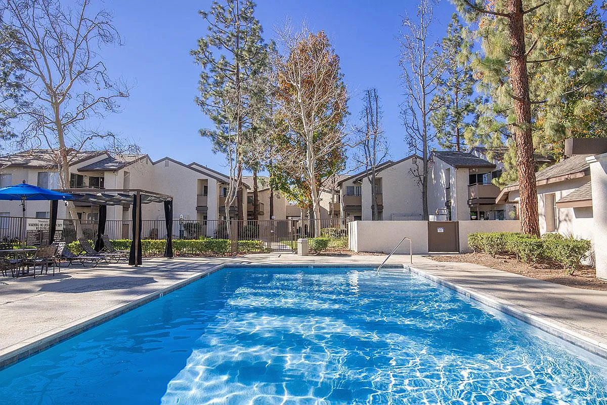 Mountain View Apartment Homes — Photo 4