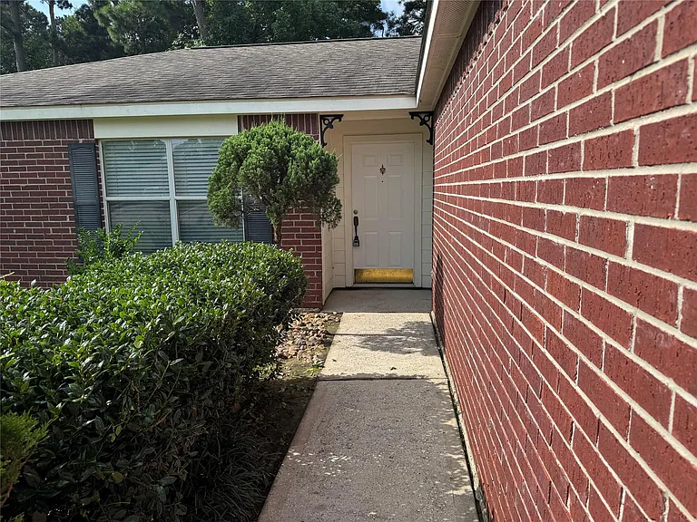 16310 Long Valley Ct — Photo 2
