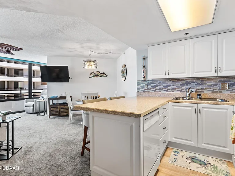 3023 S Atlantic Ave #702 — Photo 7