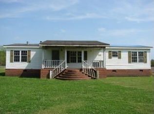 952 Eddie Rd, Pembroke, NC 28372